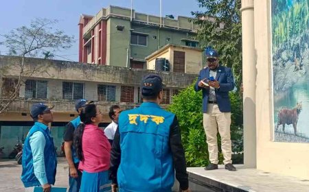 বাগেরহাটে জেলা পরিষদে দুদক'র অভিযান