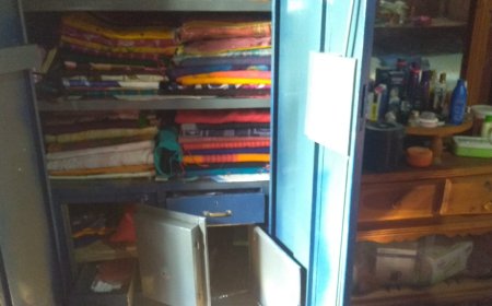 ডুমুরিয়ার আটলিয়ায় সাবেক ইউপি সদস্য'র বাড়িতে দুঃসাহসিক চুরি