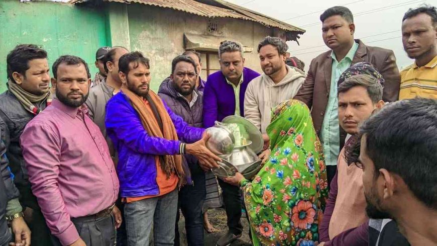 সৈয়দপুরে অগ্নিকান্ডে ক্ষতিগ্রস্থ পরিবারকে তৈজসপপত্র দিলো কৃষক দল