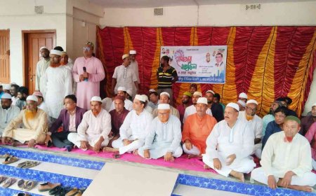 কালিগঞ্জের দক্ষিণ শ্রীপুর ইউনিয়ন বিএনপি'র ইফতার মাহফিল ও দোয়া অনুষ্ঠান