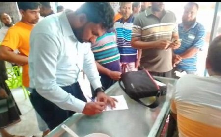 কালিগঞ্জে প্রমিজ সুইটস ও সাতক্ষীরা ঘোষ ডেয়ারীকে ৩৫ হাজার টাকা জরিমানা