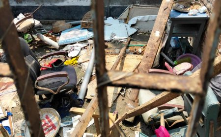 কালবৈশাখী ঝড়ে কালিগঞ্জের শিমু-রেজা এম.পি কলেজসহ বিভিন্ন স্থানে ক্ষয়ক্ষতি