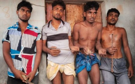 সাতক্ষীরার কালিগঞ্জে মৎস্যঘেরে ডাকাতির চেষ্টাকালে আটক ৪
