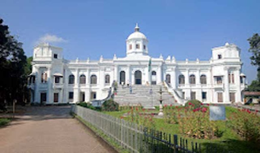 ভ্রমণ কাহিনী: 'ঘুরে এলাম তাজহাট'