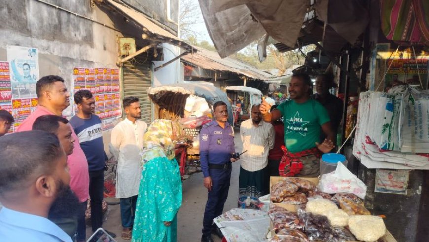 শ্যামনগরে বাজার মনিটরিংয়ে ইউএনও, সতর্ক করলেন সবাইকে