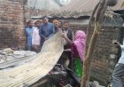 সৈয়দপুরে অগ্নিকান্ডে ক্ষতিগ্রস্ত ছয় পরিবারের পাশে দাড়ালেন বিএনপি নেতা শাহীন