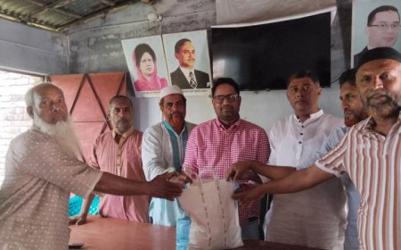 কালিগঞ্জে বিএনপি নেতা ইঞ্জিনিয়ার মুকুলের রমজান জুড়ে অসহায় পরিবারে ইফতার সহায়তা