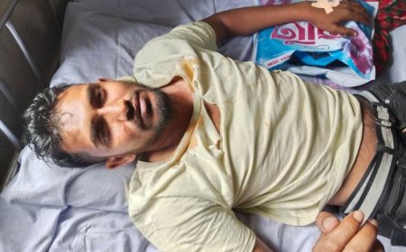 দেবহাটায় পূর্বশত্রুতার জেরে যুবককে পিটিয়ে জখম