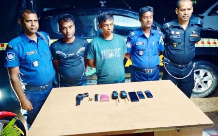 কালিগঞ্জে অস্ত্র গুলি ইয়াবা ও বোমাসহ কুখ্যাত ডাকাত ইয়ার আলী ও সহযোগী উজ্জ্বল গ্রেফতার