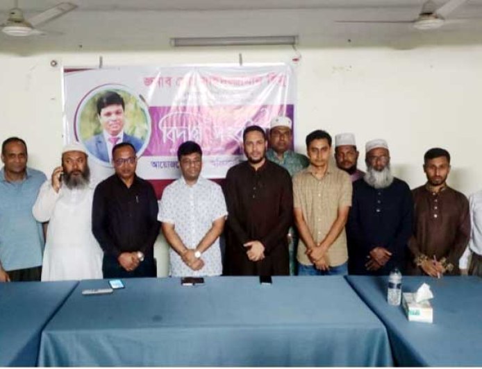 আশাশুনিতে ইউএনও সাইদুজ্জামান হিমুকে বিদায় সংবর্ধনা