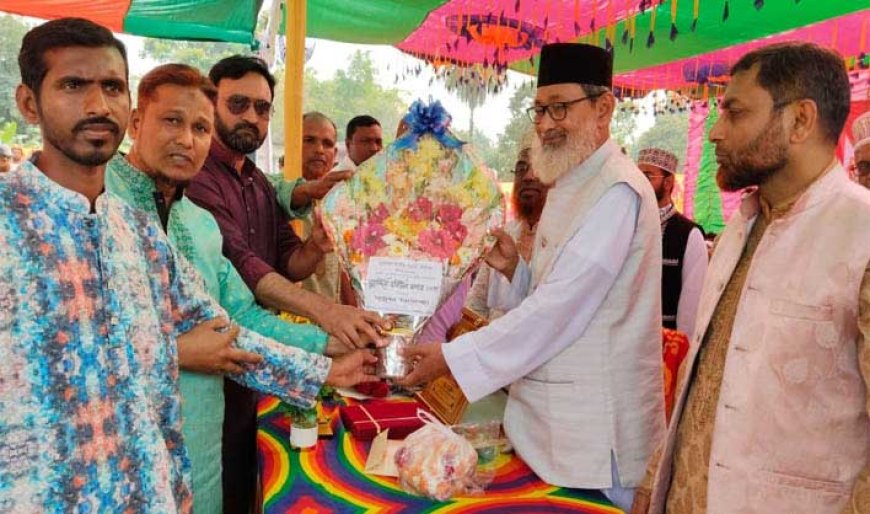 কালিগঞ্জের রতনপুরে এমপি মুহাদ্দিস রবিউল বাশারকে সংবর্ধনা প্রদান ও ইফতার মাহফিল