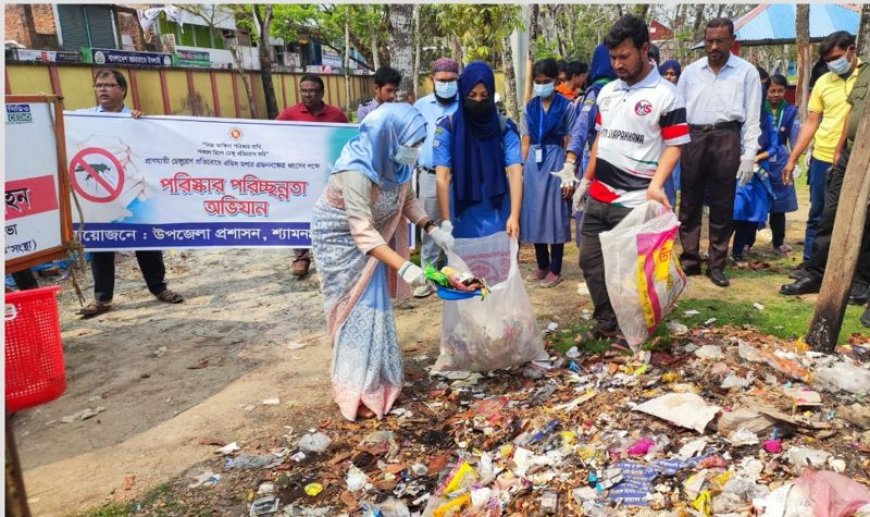 শ্যামনগরে এডিস মশা ধ্বংসের লক্ষ্যে পরিষ্কার পরিচ্ছন্নতা অভিযান