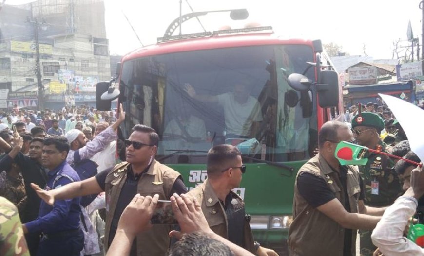 উত্তাল স্লোগানে তারেক রহমানকে সৈয়দপুরে বরণ