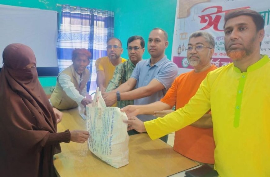 কালিগঞ্জে দুস্থদের ঈদসামগ্রী ও খাদ্যসহায়তা দিলো 'রিপোর্টার্স ক্লাব'