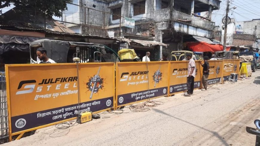 সৈয়দপুর শহরের তীব্র যানজট নিরসনে সড়কগুলোতে বসানো হচ্ছে স্থায়ী ডিভাইডার