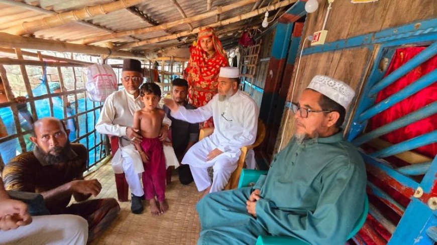 সুন্দরবনে নিখোঁজ মৌয়াল পরিবারের পাশে এমপি গাজী নজরুল ইসলাম