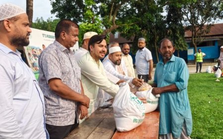 সৈয়দপুরে দুস্থ পরিবারের মাঝে ইটস্ হিউম্যানিটি ফাউন্ডেশন'র ঈদ উপহার বিতরণ 