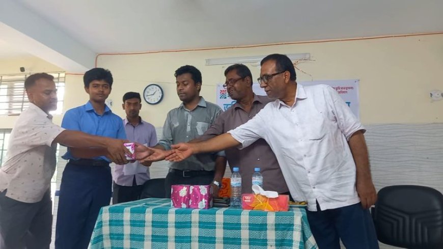 দেবহাটায় ভূমিসেবা মেলা উপলক্ষে কুইজ প্রতিযোগিতা