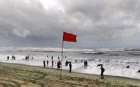 বঙ্গোপসাগরে নিম্নচাপ, ৪ সমুদ্রবন্দরে ৩ নম্বর সতর্ক সংকেত