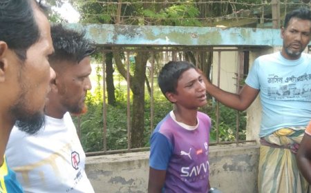 সৈয়দপুরে শিশুর চার্জার ভ্যান নিয়ে চম্পট দিয়েছে প্রতারকরা
