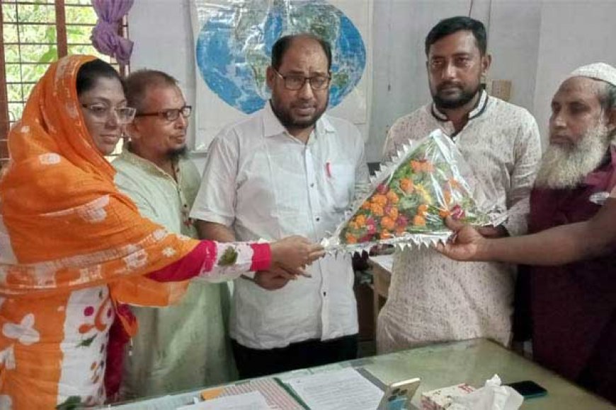 কালিগঞ্জ আদর্শ মাধ্যমিক বালিকা বিদ্যালয়ে ম্যানেজিং কমিটির সভাপতি শেখ আলাউদ্দীন সোহেল