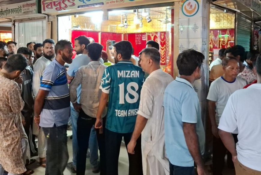 ঘটনাস্থল সৈয়দপুর প্লাজা মার্কেট ৩০ মিনিটেই ৭০ লাখ টাকার মালামাল চুরি 