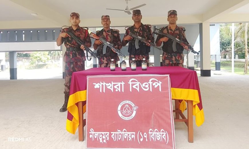 সাতক্ষীরায় ১৭ বিজিবির অভিযানে হেরোইন তৈরির কাঁচামাল আটক
